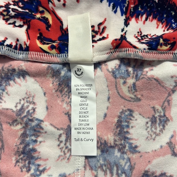 P11- NWOT LuLaRoe Tall & Curvy (Sz: 12-18) Eagle Print USA Americana Leggings - Picture 7 of 10